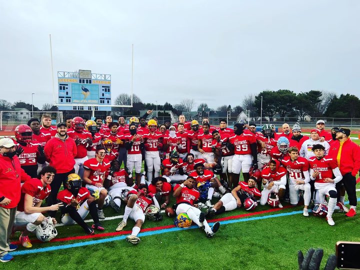 J_saunders20's tweet photo. Had a great experience at the crab bowl this past Saturday getting W 17-14 @Crabbowl @CHCCoachWard https://t.co/6tv1gwXEh5