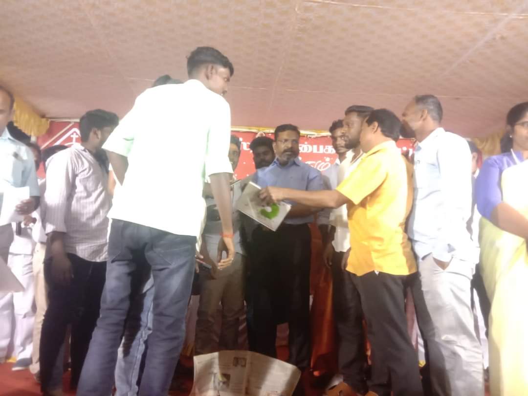 VCKofficial_'s tweet photo. வன்னியர் இளைஞர்கள் பாமகவில் இருந்து விலகி இன்று முதல் விடுதலை சிறுத்தைகளாக இணைத்துக் கொண்டனர்💙❤️💥

சமூக மற்றத்தை உருவாக்கும் சமூகங்களை உருவாக்குபவரே தலைவர் திருமா..
#இதுதிருமாகாலம் 💥

@thirumaofficial https://t.co/27PxYQLC6k