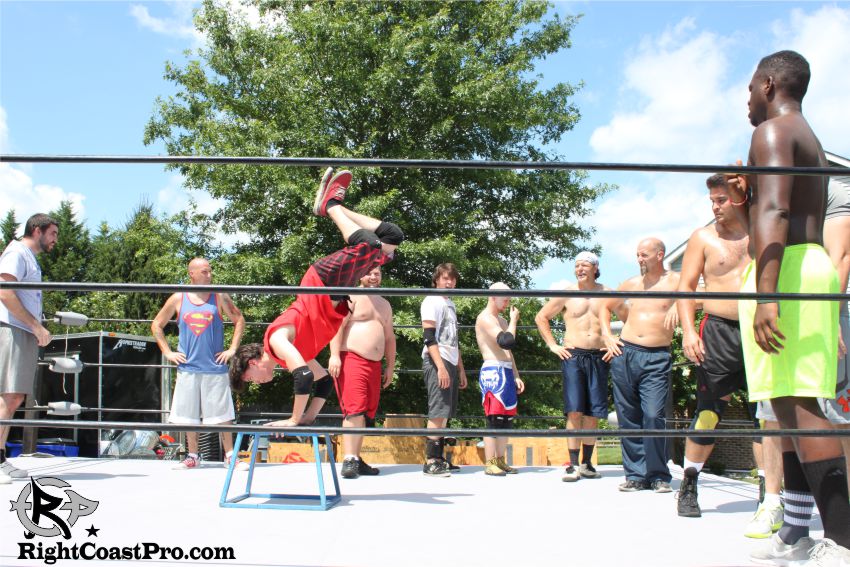 RightCoastProJJ's tweet photo. Don’t discount the power and effectiveness of 
Sunlight, Exercise, Water and Human Interaction.
That’s our @rightcoastpro @stiehlphoto Renegade Training lesson of the Day
Right Coast Pro Wrestling Delaware
https://t.co/2x7TZKKLfp https://t.co/fRj4f8Lsp1