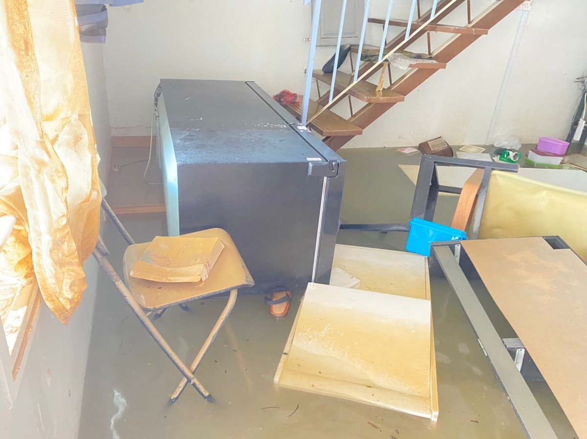 Jkseagull13's tweet photo. UPDATE: our house as of today. Just got the picture from family members :) https://t.co/i5nxmfPiwA
