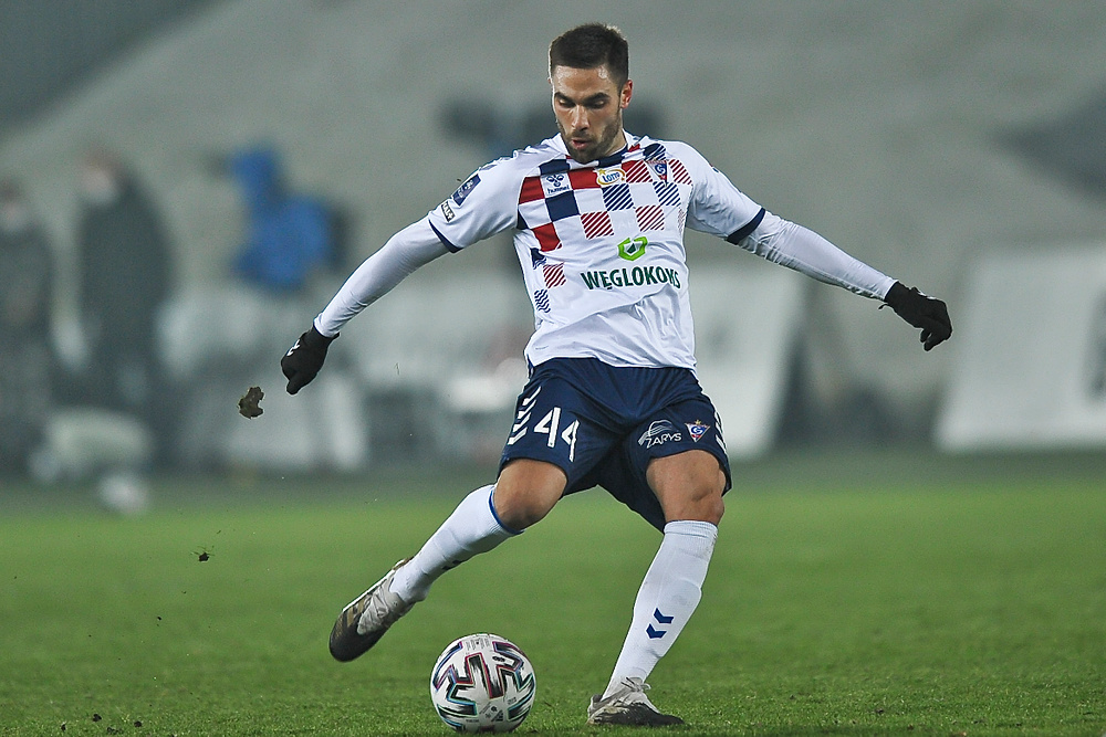 SportSlaski's tweet image. ▪ Czego najbardziej żałuje ze swojego dotychczasowego pobytu przy Roosevelta?
▪ Jak ocenia współpracę z Janem Urbanem oraz poziom atmosfery w zespole?

O tym m. in. @to_amajewski porozmawiał z pomocnikiem @GornikZabrzeSSA - Filipem Bainoviciem 👍⤵

sportslaski.pl/artykul/czego-…