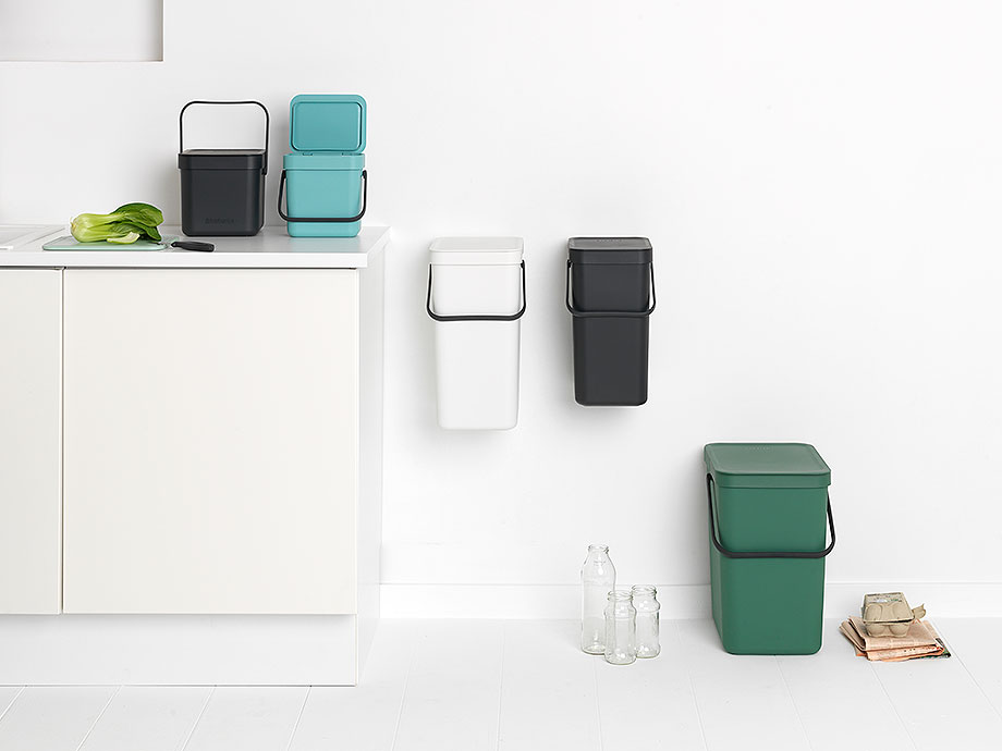 Interior_es's tweet photo. Sort & Go es una colección de cubos de #reciclaje de la firma @Brabantia, 100% reciclable y reconocida con el nivel bronce de la certificación Cradle to Cradle®.
-> https://t.co/pU1mk8Y9iN
-> #cubosdereciclaje @KinaCom https://t.co/NmjkHJsnCi