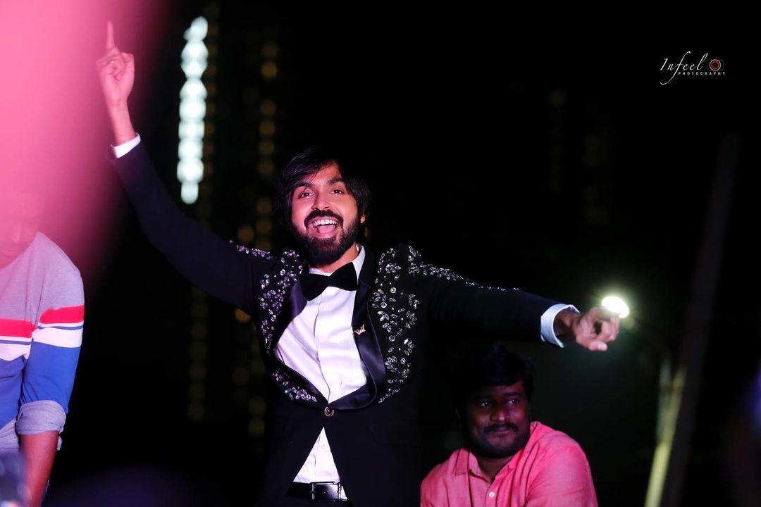 ActorMaanas's tweet photo. I’m grateful for every second I get to spend with all these adorable people. All these moments which I have been waiting for is very precious 🤗

#Maanas #biggboss #biggbosstelugu5 #biggboss5telugu #MaanasNagulapalli #biggboss5 #biggbossofficial https://t.co/gp0hxyLWBa