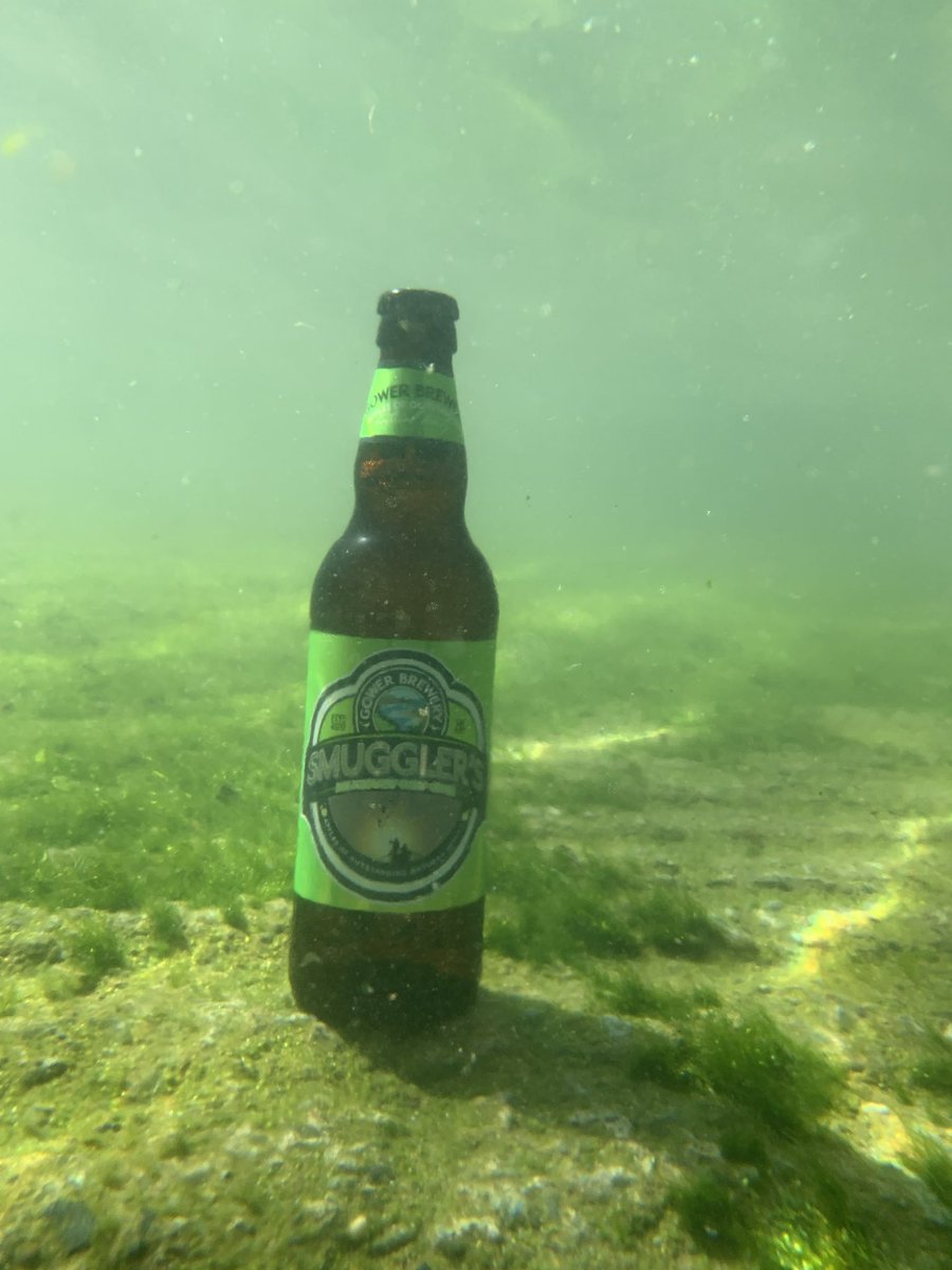 Guess who’s back? Just in time for Christmas 🎄 

Get your smugglers now 🙌🍺🍏