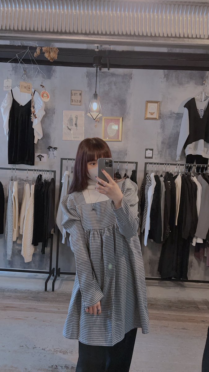 anmna__'s tweet photo. 本日もご来店ありがとうございました✨

店頭のおすすめコーデです🤍

明日も14:00-19:00で営業しております！ https://t.co/KyYY8jHluQ