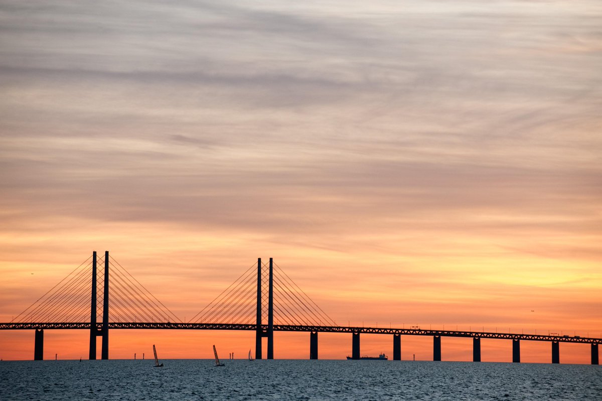 Det nordiska Gränshinderrådet får starkare mandat från och med 2022. Framöver ska rådet bla ha mandat att agera snabbare och mer resolut i kristider om den fria rörligheten kommer under press. Ny ordförande för 2022 är @VibekeHM #nrpol Läs mer 👉 bit.ly/3soZctu