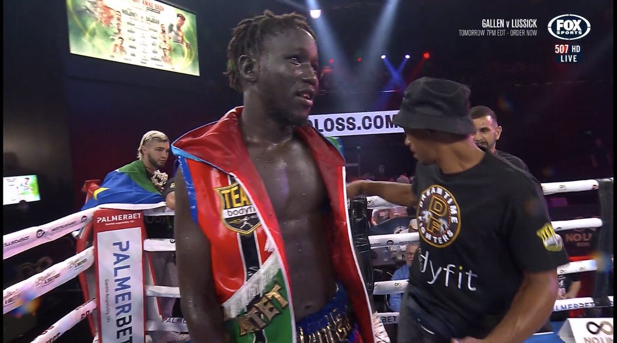 simon_smale's tweet photo. There’s been some really good fights on the undercard of the #MoloneySaludar #XmasBash event tonight.
Particularly Manuer Matet - he looks real fun. https://t.co/RhqdmylabM