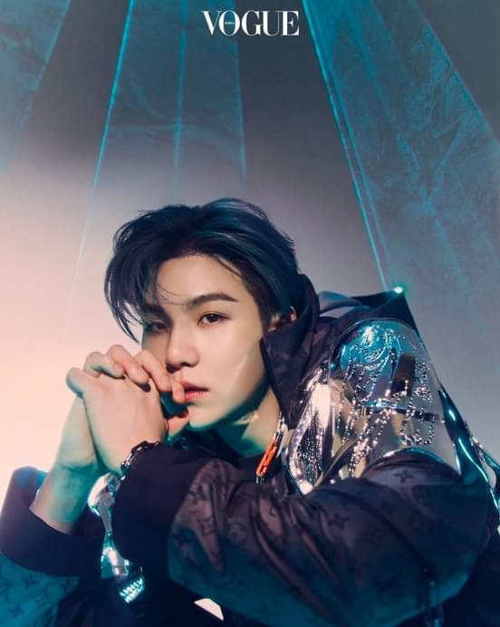 MinSlayer's tweet image. IF YOUR NOT INLOVE WITH THIS MAN. WTF BRO WHAT ARE YOU DOING?