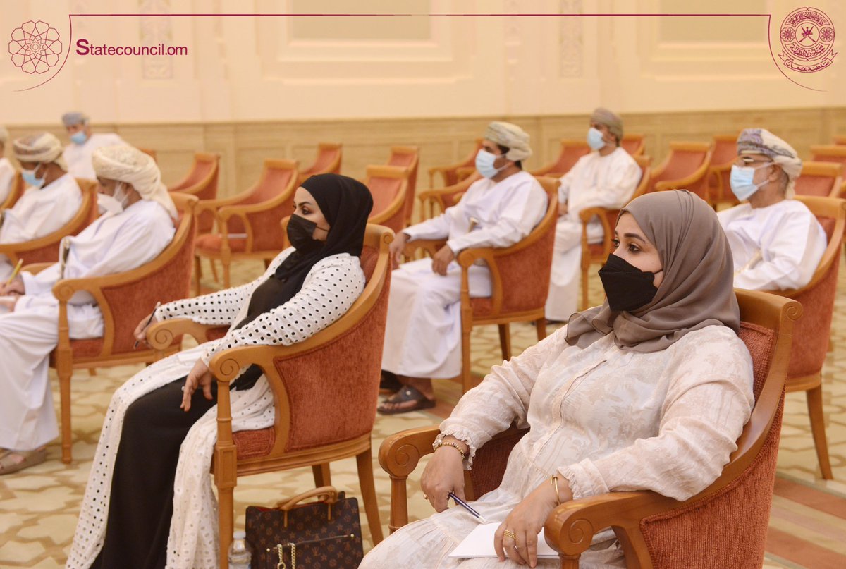 OmanStateCounci's tweet photo. وفصل العرض :
 
➢ أهداف ومزايا تلك الاتفاقيات .
➢ التحديات التي تواجهها.
➢ توصيات بشأنها .
 https://t.co/1yC5gJ9rlk https://t.co/T0Sks0QxE8