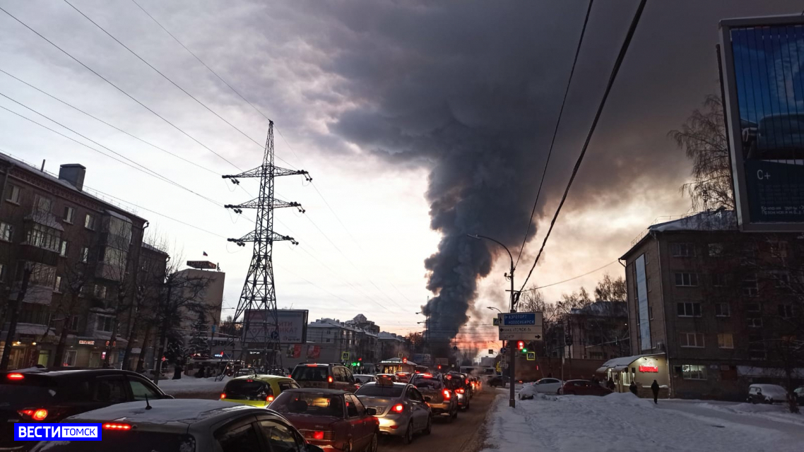 Человек который поджог ленту в томске. Пожар в торговом центре лента томск. Томск магазин лента пожар в томске. Сгорела лента в томске. Поджог ленты.