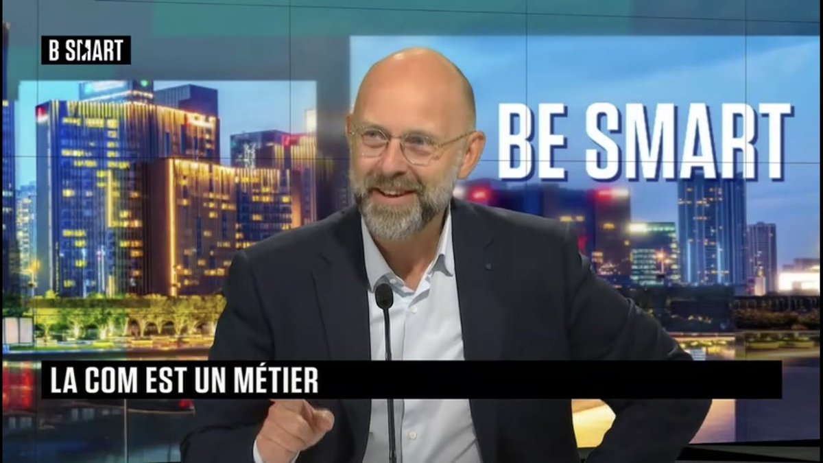 Les collaborateurs peuvent, voire doivent, être des ambassadeurs de l’entreprise sur les #RéseauxSociaux, mais ils doivent être accompagnés dans cette démarche de #communication.
#LaComEstUnMetier 

▶️youtu.be/qIGypyQgS30