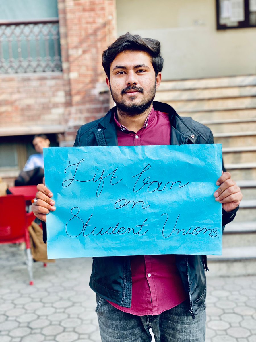 PSCollective_'s tweet photo. آج گورنمنٹ کالج یونیورسٹی لاہور کے ساتھیوں نے پنجاب یونیورسٹی میں جینڈر سٹڈیز ڈیپارٹمنٹ جمعیت کے ناظم کی جانب سے طالبہ کے ساتھ زیادتی کی کوشش کے خلاف پوسٹر کمپین کی۔ جس میں مطالبہ کیا گیا کہ انتظامیہ جمعیت کی حمایت بند کرے اور ہراسگی پالیسی کااطلاق یقینی بنایاجائے
#ShameOnIJT https://t.co/f9oIGq2QMX
