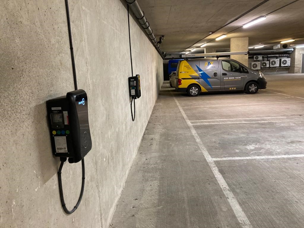 AAK_Electrical's tweet photo. Last week EV charging equipment installation of the Project EV equipment for the Central Foundation Boys'​ School.
I hope you will love these charing units as much as we do! https://t.co/1pVGBSIdBL