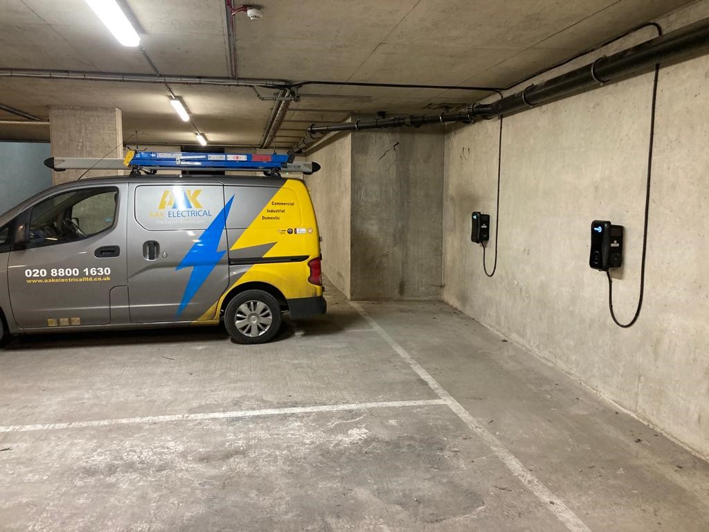 AAK_Electrical's tweet photo. Last week EV charging equipment installation of the Project EV equipment for the Central Foundation Boys'​ School.
I hope you will love these charing units as much as we do! https://t.co/1pVGBSIdBL
