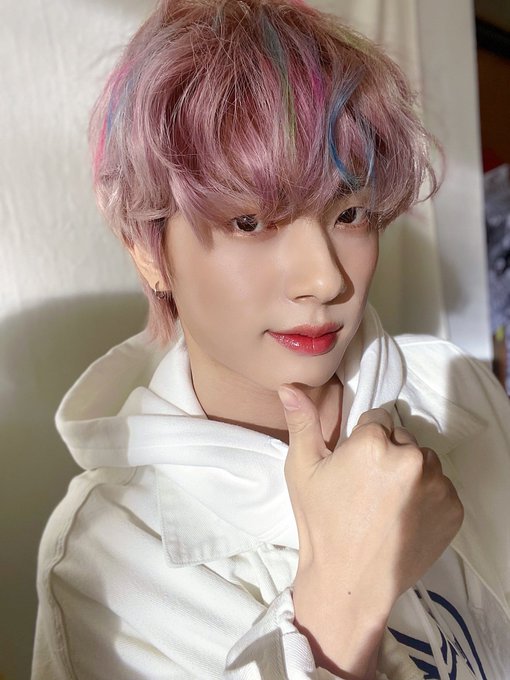 FHH6zjZacAgCvT9?format=jpg&name=small