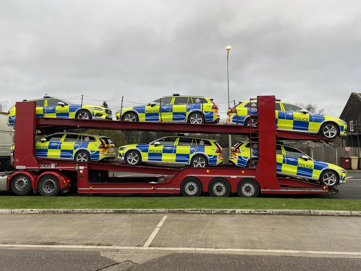 vcs_police's tweet image. A great way to see out the year! That’s 6 @Volvocars RPU vehicles produced by VCS and off to support another UK #police force.
