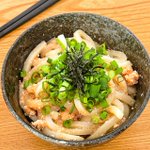 材料を耐熱容器に入れて電子レンジで加熱するだけで作れちゃう？!お手軽で簡単な「うどん」レシピ!