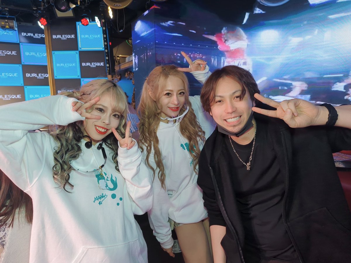 malkwer's tweet photo. おれとまりんのいまむかし。
言いたいことありすぎるから一言だけ、ありがとう。
#バーレスク大阪 https://t.co/NI7psZ5Mka