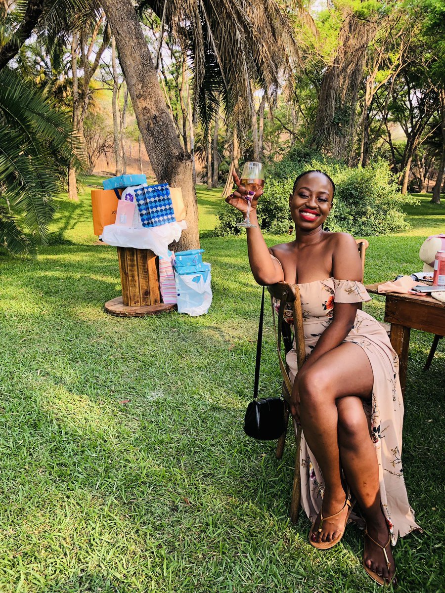 Mutale_Sitali's tweet photo. Happiest birthday to my sweetest friend @StahCy 🥳🥳🥳🥳🥳🥳 even if we hated our job, at least we found each other 🤣🤣

May the love, the kindness, the laughter, the honesty that you radiate always come back a millionfold. 

Here’s to health, wealth and success! I LOVE YOU 💕🥂 https://t.co/WoWfZ6KLoG