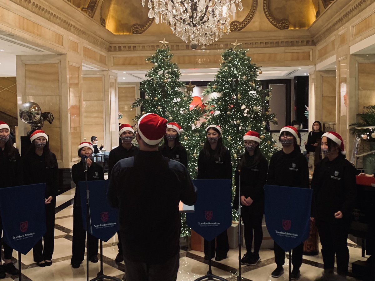 Happy Holidays from @StamfordHK’s Honors Choir, performing at the Langham Hotel #StamfordHK #CognitaWay