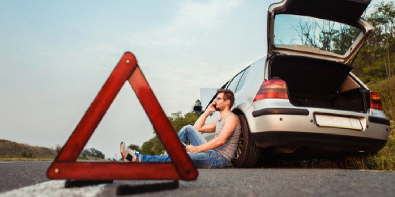 Don’t end up spending a ‘Blue Christmas’ stuck by the side of the road. Before you set off, make sure that your tread depth is above the legal limit, your air pressure is at the correct setting and your tyres are in optimum condition.#Christmas https://t.co/khINSzHzsQ