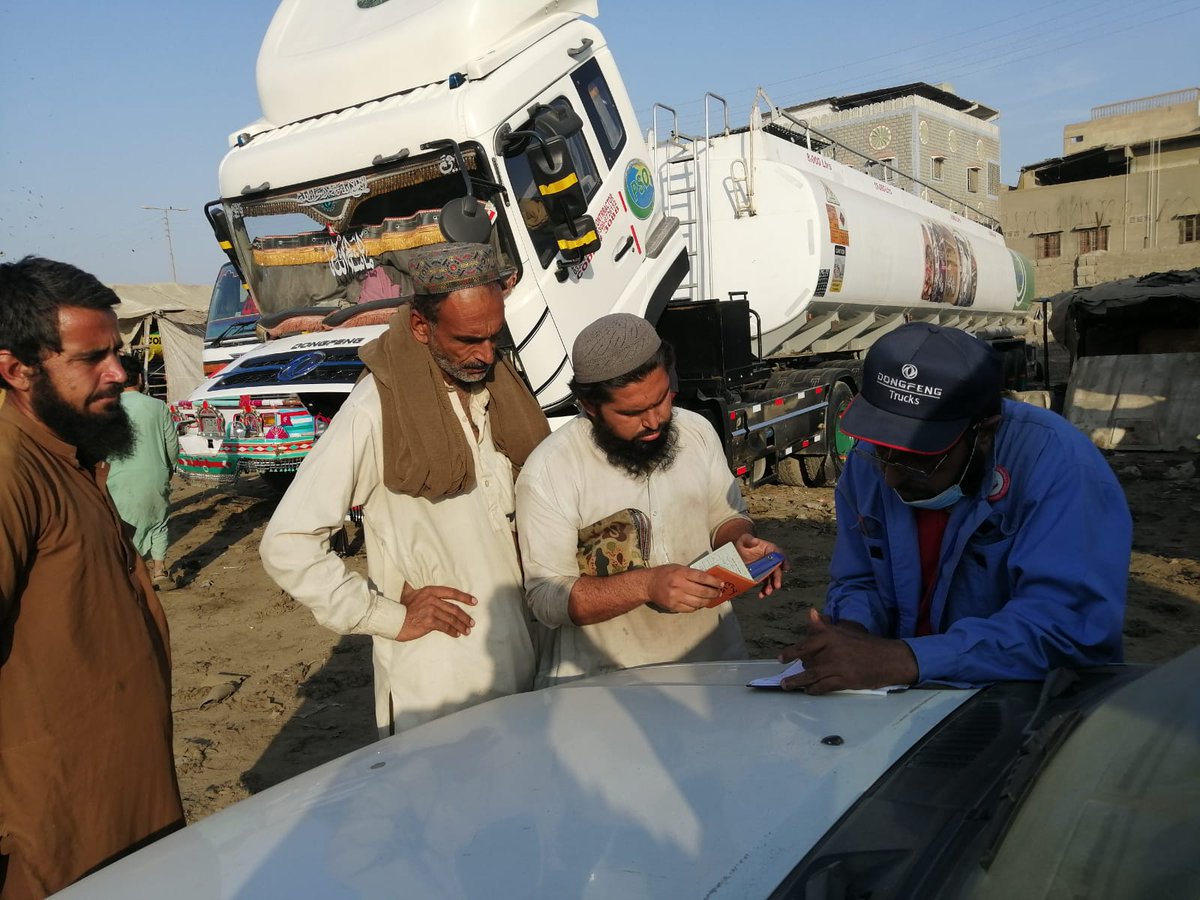 GhandharaAuto's tweet photo. HAPPENING NOW!
Countrywide free checkup campaign of Dongfeng Trucks is going on at Shireen Jinnah Colony - Karachi.
Get your truck inspect free of cost and avail gifts for your Dongfeng Truck.

#DongfengTrucks #Trucks #Fleet #Checkup #Campaign  #Inspection #Karachi #Pakistan https://t.co/xZ2x2hN9L0