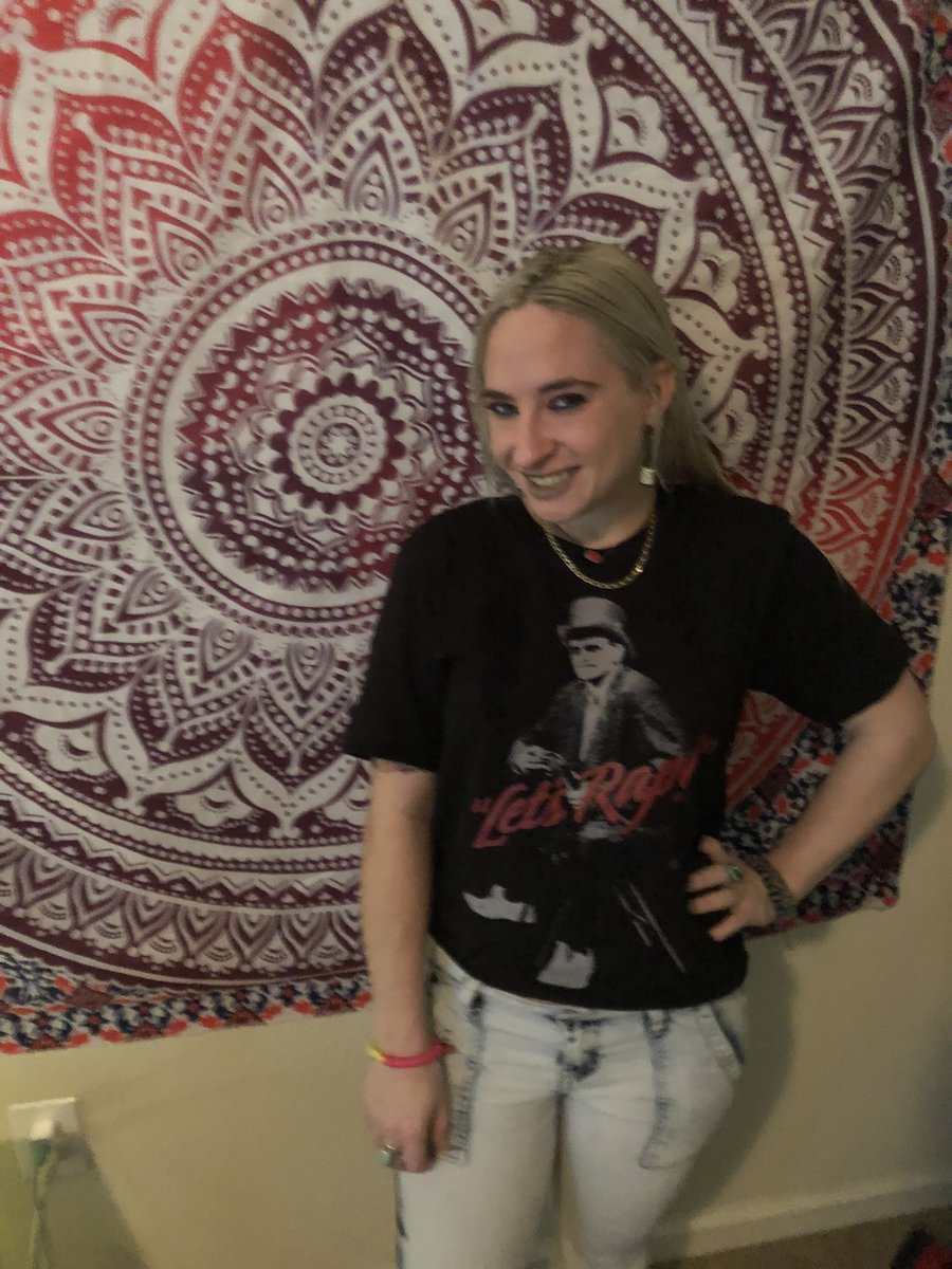 random_nothing's tweet photo. My GF ended up really enjoying #CampBetrayal especially the voting portion. She was so excited to receive her let’s rap shirt today. Thank you! @TheRTStore @RoosterTeeth and @EricBaudour https://t.co/ANh5vC2ImP
