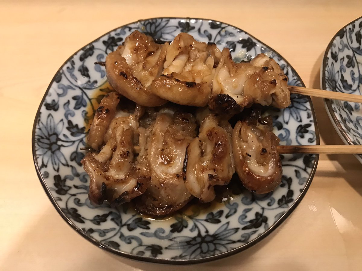 MASARU_180's tweet photo. 久しぶりの平日連休にしたのでジャンボくんのお膝元、山口横丁と中央商店街をブラブラしてみました。 https://t.co/gu2YeH7WHK