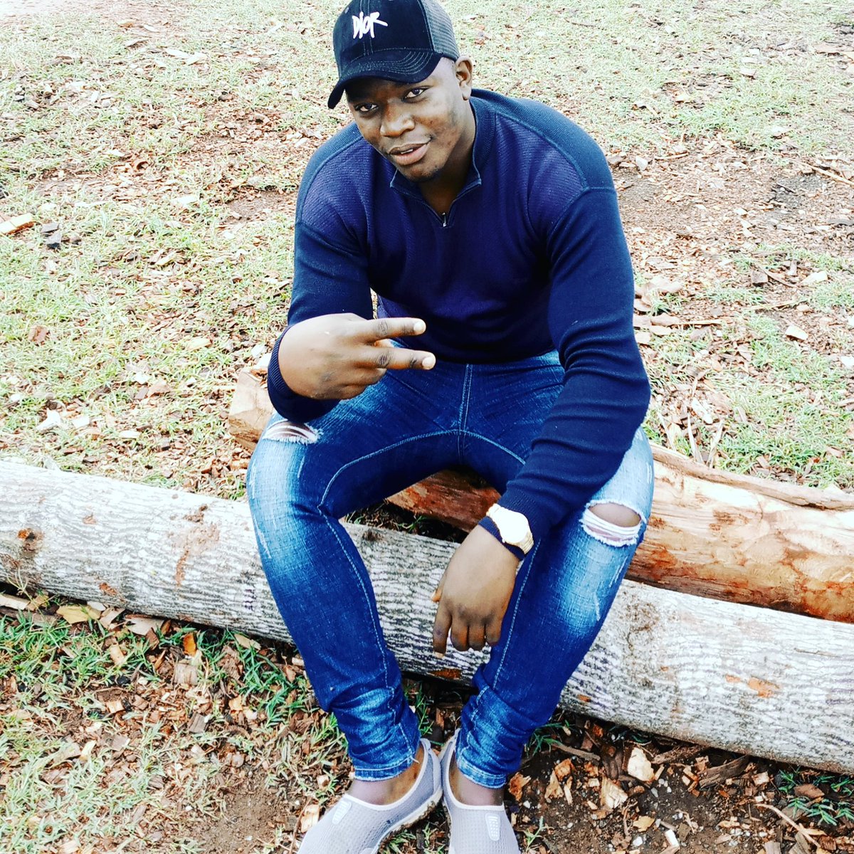 Stephano Amos (@stephanoamos4) on Twitter photo 