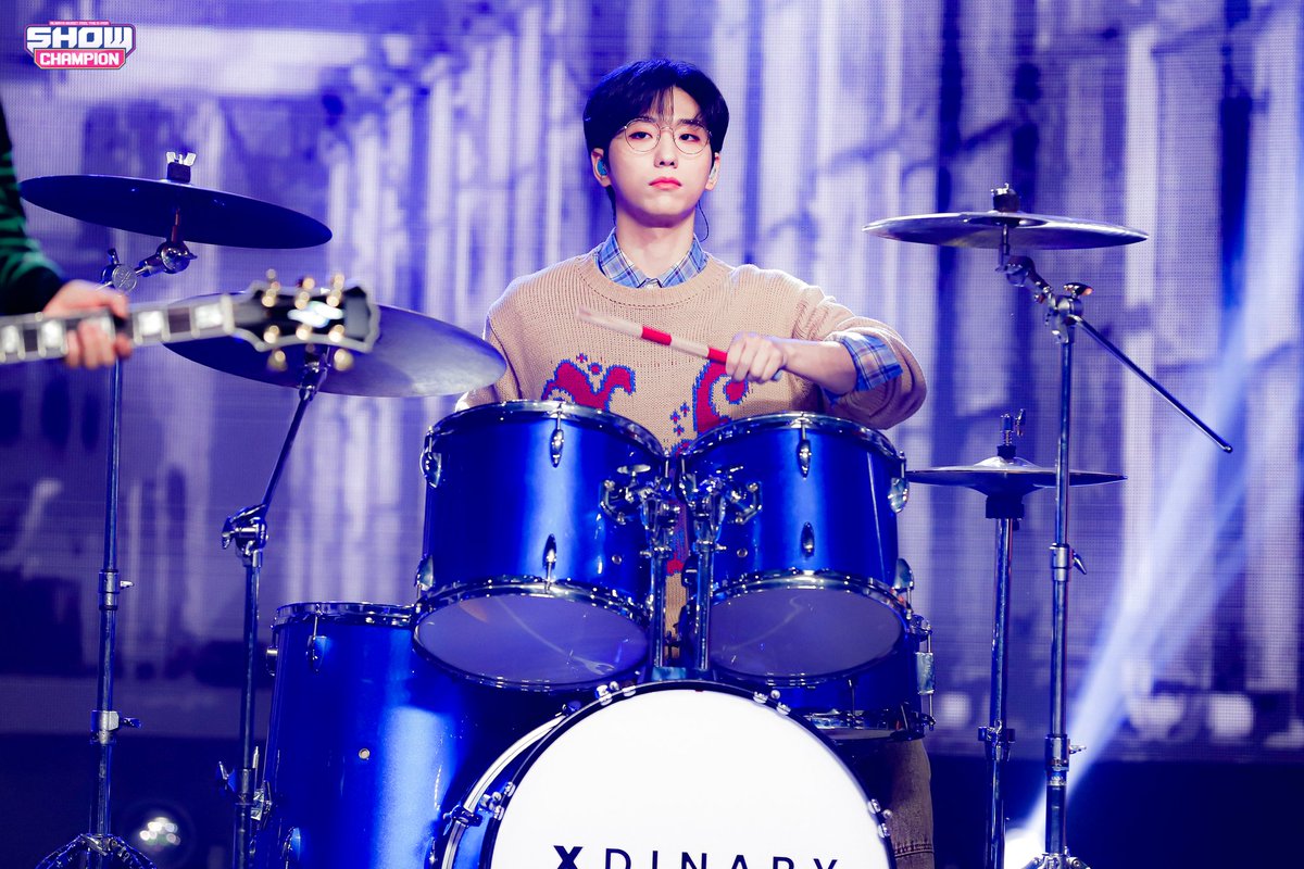 jooyeonsfan's tweet photo. 211215 Show Champion 
#XdinaryHeroes #엑스디너리히어로즈 #GUNIL #건일 https://t.co/ARZPhyUK6I