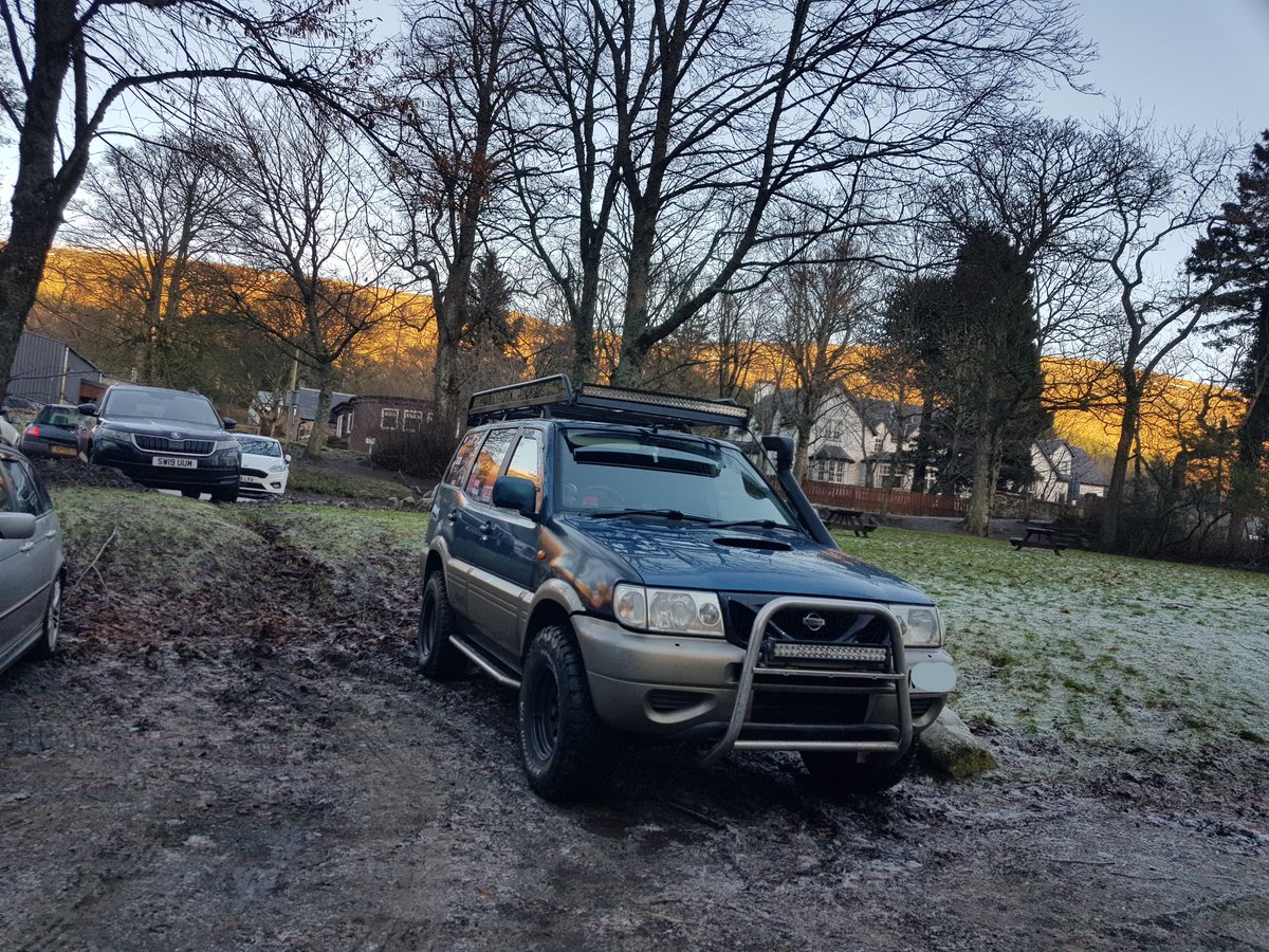ffsewan7's tweet photo. Looking into new tyres for the adventure Beast.. what's everyone recommendations ? #4x4 #tyres #allterrian #31s #territhetruck #nissan #terrano2 #lwb #turbo #diesel #flex #pedders https://t.co/JGk3VQBwtt