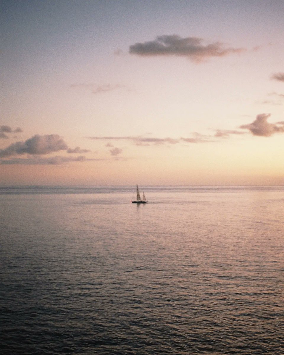 Kyle_spencer7's tweet photo. GM everyone! Here's a few film snaps from Madeira. #35mmfilm https://t.co/3xPNvju3vU