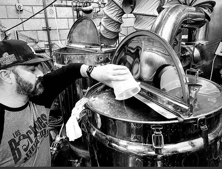 SccDistro's tweet image. We’re excited to announce the 1st commercial batch of Botas Blancas by Los Barbones Brewing is in the tanks! We can’t wait to start distributing this delicious Belgian style white ale to retailers across SoCal. 16 oz cans rolling out soon! 🍻#cervezaartesanal #craftbeer #latinx