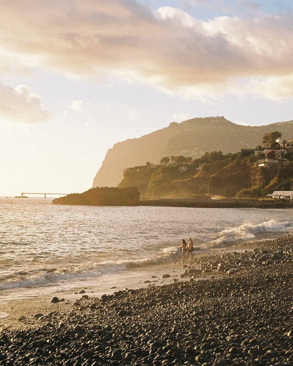 Kyle_spencer7's tweet photo. GM everyone! Here's a few film snaps from Madeira. #35mmfilm https://t.co/3xPNvju3vU