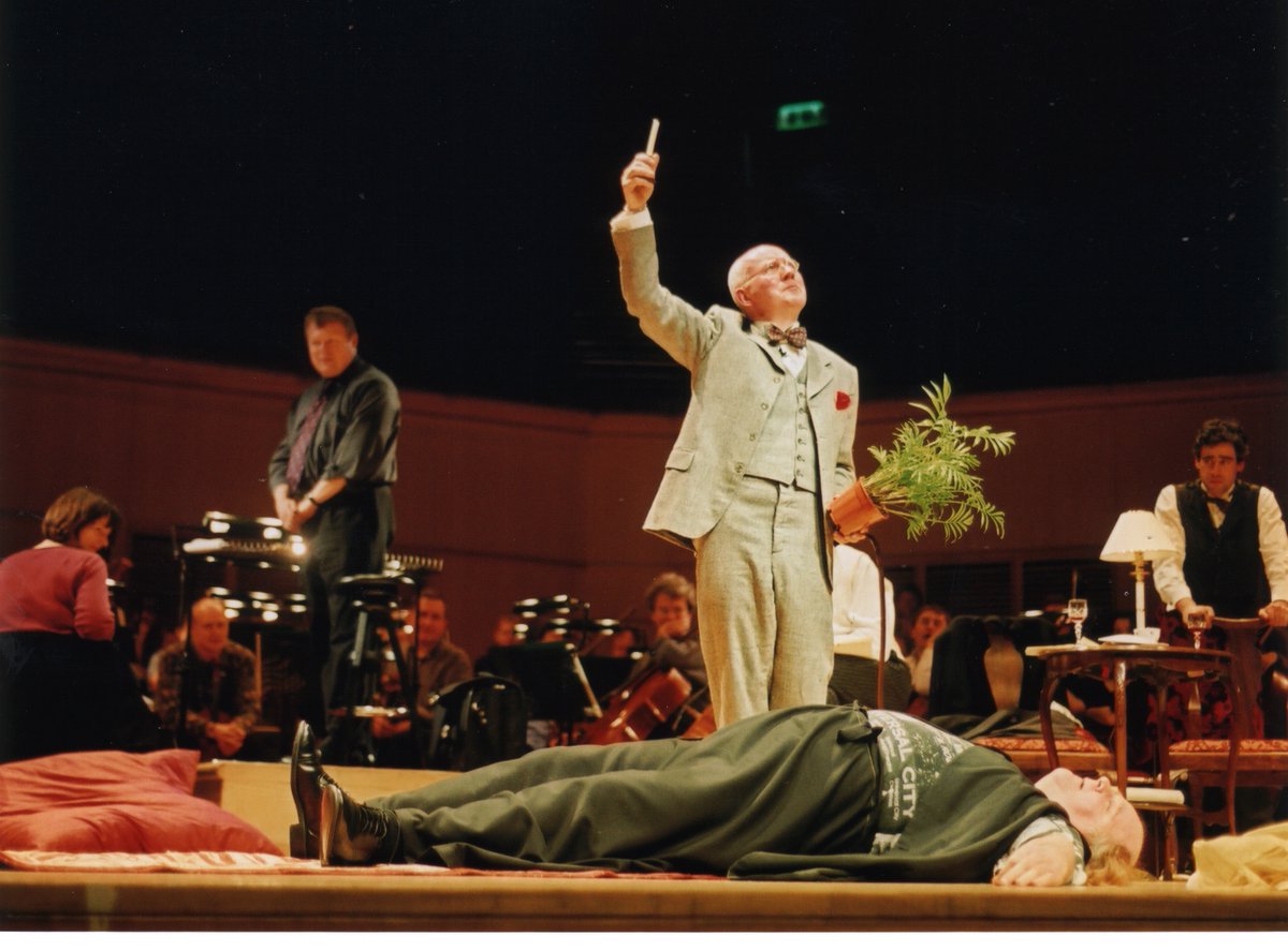 CityLdnSinfonia's tweet photo. Find out how a staged ‘reading’ of A Midsummer Night's Dream became a show that delighted audiences and established CLS's reputation for successfully combining words and live orchestra on stage in our latest #CLSMemories post, celebrating #CLSat50 > https://t.co/3uAy0cJNw0 https://t.co/pzOfjIT3Nr