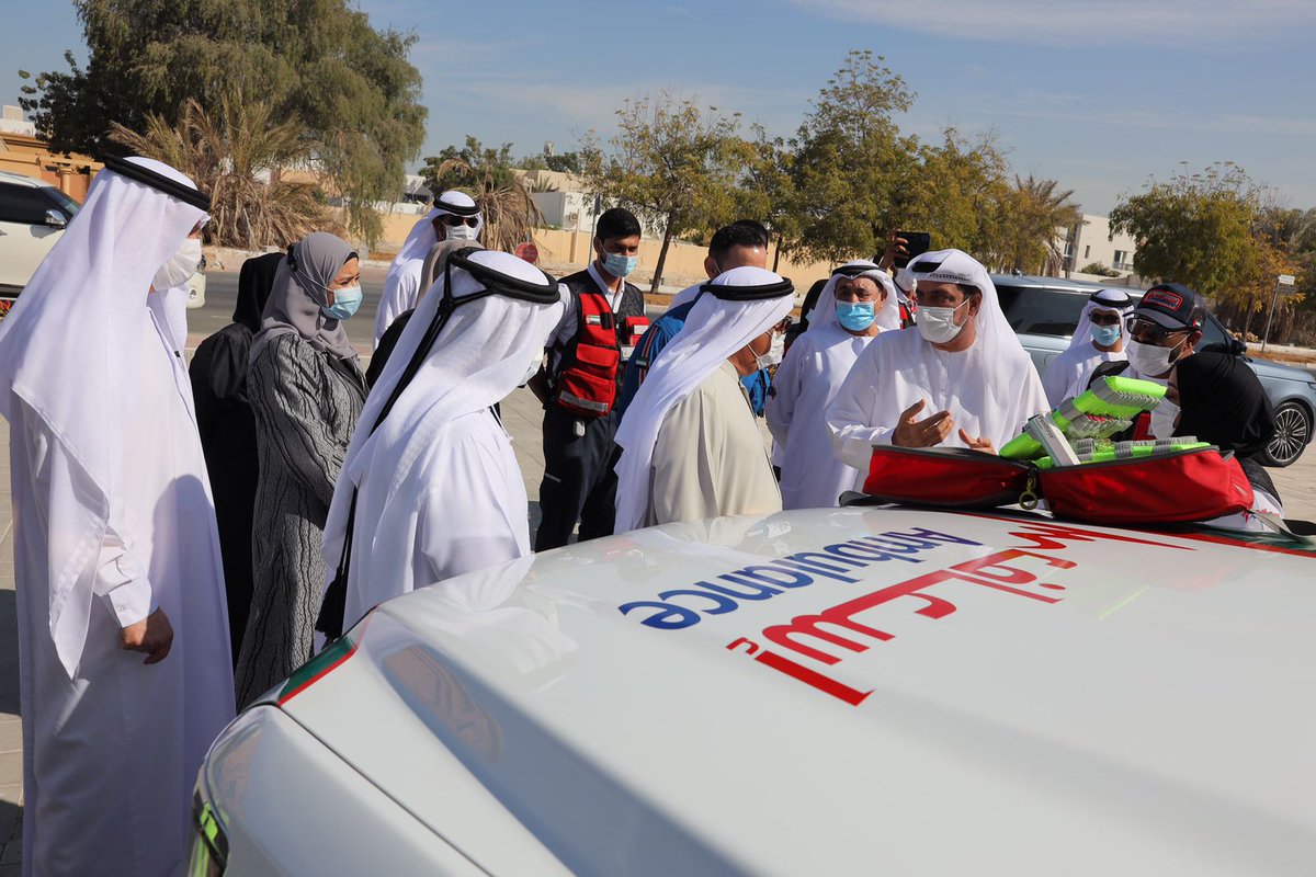 DHPGS's tweet photo. معالي الفريق ضاحي خلفان تميم نائب رئيس الشرطة والأمن العام في دبي، يشهد عرض الخطة الاستراتيجية الجديدة لمؤسسة دبي لخدمات الاسعاف، في مجلس أم سقيم صباح اليوم، ويعتمد بنودها، بحضور المدير التنفيذي لخدمات الاسعاف بدبي، سعادة خليفة بن دراي.. التفاصيل 👇

https://t.co/JMNxZqUnKV https://t.co/fVyi3KQbEQ