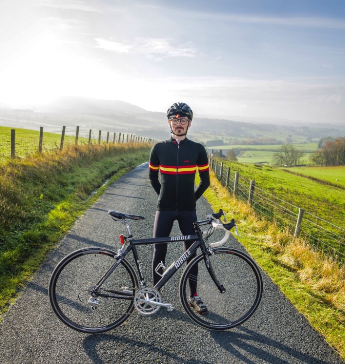 SteveFlemingM9's tweet photo. Look no hands! Good bike balance skills there 👍@mjfphotographer on one of our favourite roads in Bowland. #cycling #bikebalance #bowland #cyclingphotographer https://t.co/aQngIUe8nt