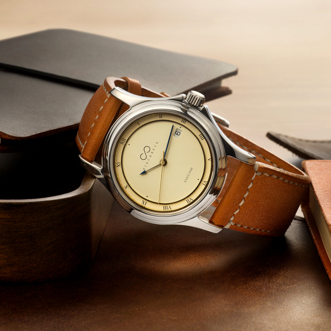 The Aurum automatic watch. Styling that doesn't shout and sits perfectly with any dress style. With customisable gold detail to make it a limited-edition of one!

#watches #watchenthusiast #watchcollector #luxurywatches #watchworld #haroldpinchbeck #menswatches #englishwatches