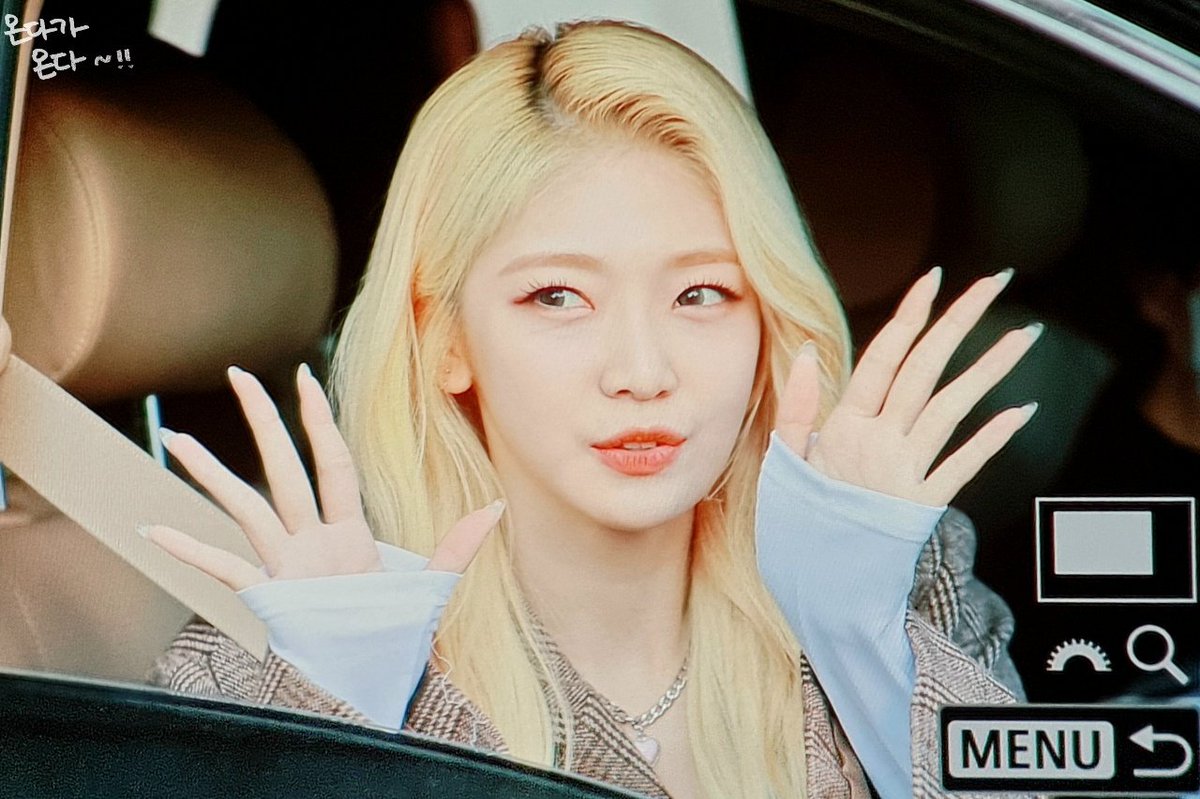 ondaiscoming's tweet photo. 211221 ASC 퇴근 프리뷰

오늘 조세림 미모 뭐임?...

#EVERGLOW #에버글로우
#ONDA #온다 @EVERGLOW_twt https://t.co/FrMv0d8hdJ
