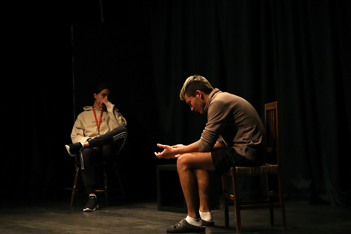 CMUChaminade's tweet photo. ¡Estrenamos temporada de teatro y magia en el #Chami! 🎭🪄

El domingo 12 de diciembre tuvimos doblete de #ArtesEscénicas 👉 primero disfrutamos de una nueva edición de la gala de #magia #Amagos y luego, de una muestra navideña de #microteatro.

Os dejamos algunas imágenes💙 https://t.co/ALJIrwOeFx