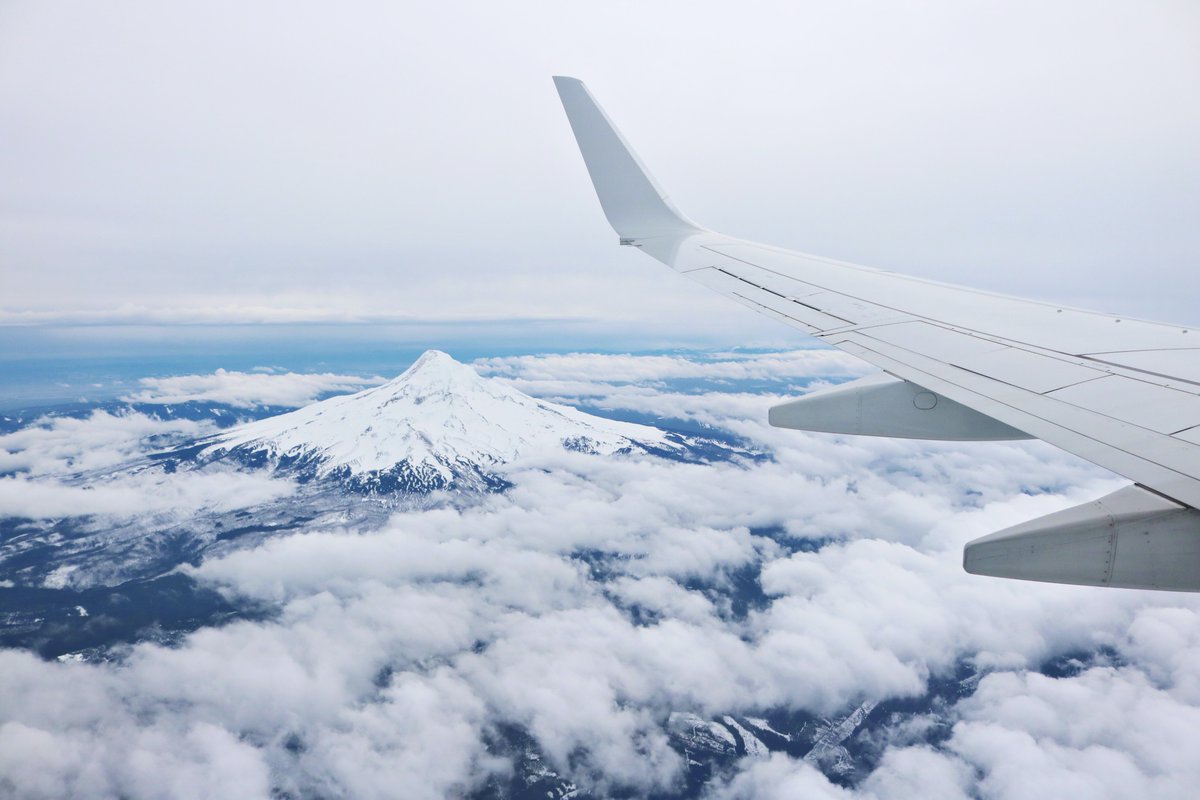 LatecoereGroup's tweet photo. Latécoère invests in Caeli Nova and supports the development of a breakthrough technology:
https://t.co/A33mbJLH6M
#Aerospace #Innovation #OxygenSystem #Safety #Decarbonation https://t.co/l4lCfmblsF