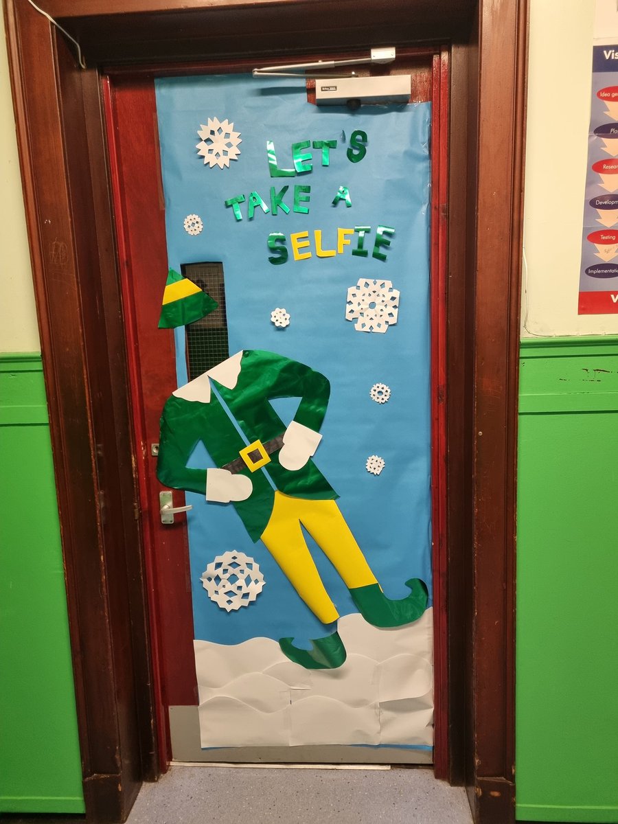 ArdAcadCompBus's tweet photo. Getting festive in the Computing, Business and Admin faculty! Come take an Elfie in Miss Joyce's room! https://t.co/a8S7TPdY5M