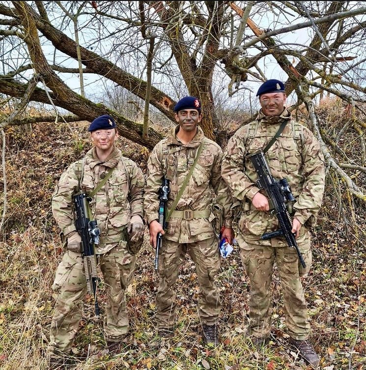 Congratulations to former @RHSSuffolk @CCFcadets Tash Scott, Ben Arampulam and Simon Brown who have commissioned @UKArmyOfficer to join @ArmyEducators @LDLightCav and @ArmyMedServices @RHSAlumniOffice