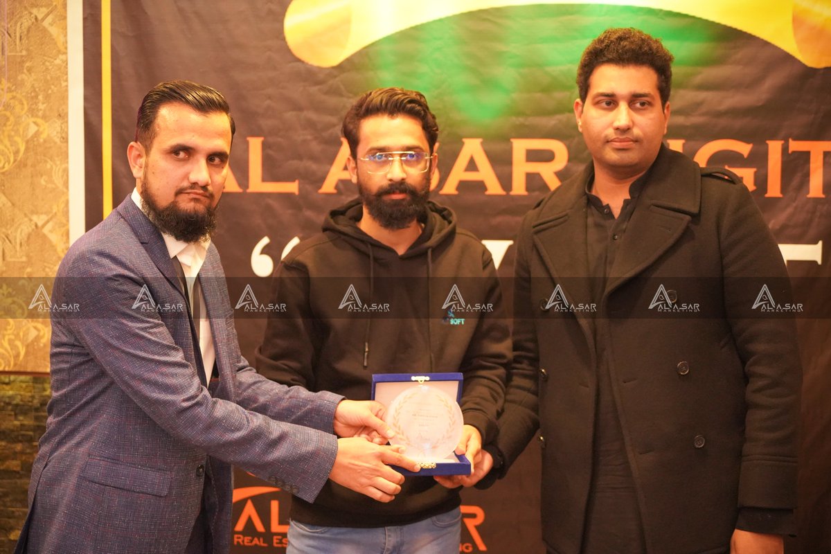 alasarmarketing's tweet photo. We are pleased To Welcome Mr. Farhan Zafar      . We believe that you can use your skills and talent to make our company reach to levels in the field of real estate Development industry and digital media marketing. 
#reels #alasardigitalevent2021 #alasar #alasarmarketing https://t.co/Kjty5zuGrP
