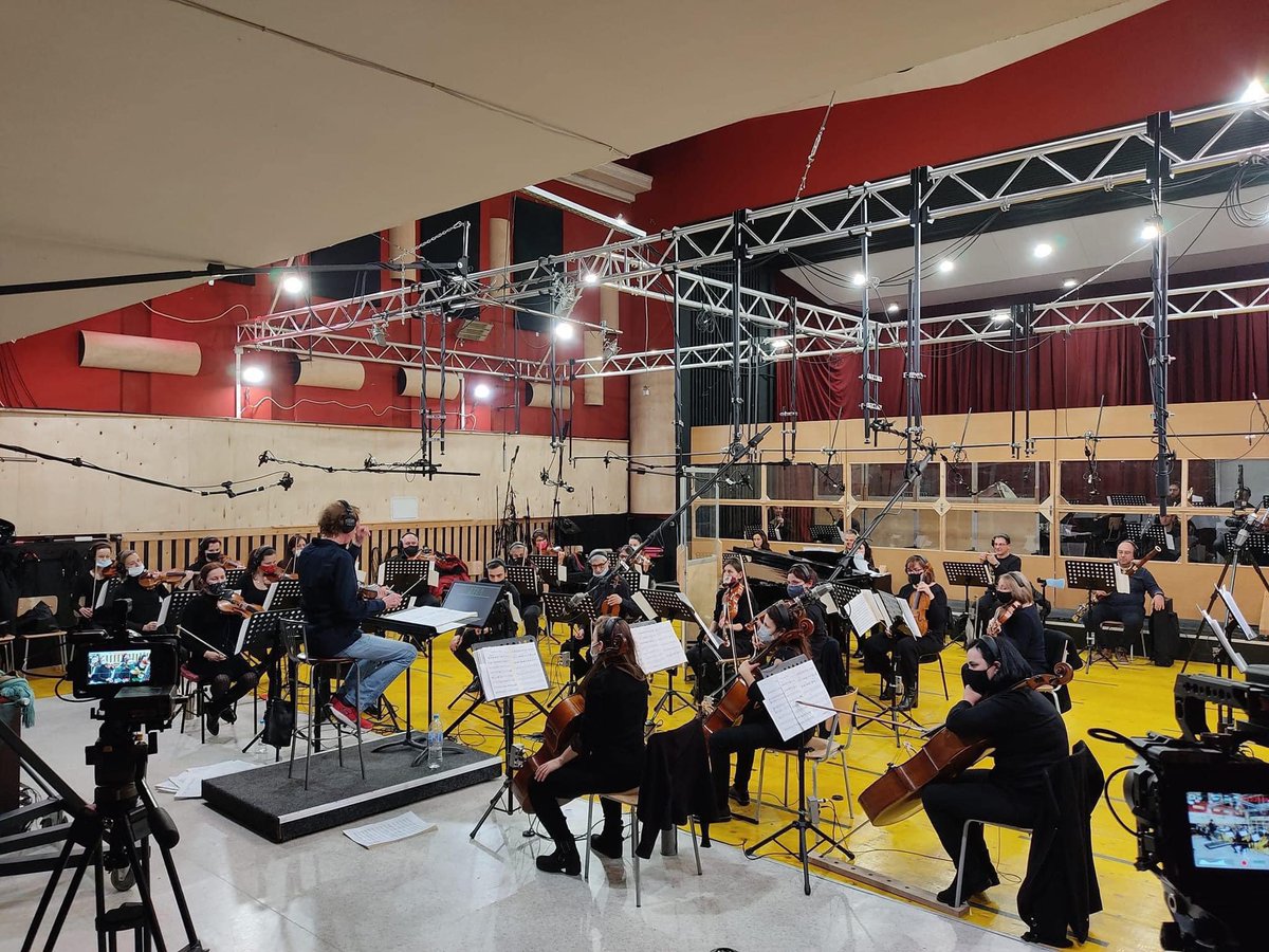 FSAEurope's tweet photo. Our MFA composers wrapping up 2021 recording a 38 piece orchestra at Sofia Session Studio 🔥🎵#fsae #filmmusic #filmscoring #composer #recordingsession https://t.co/6qoJG3apzK