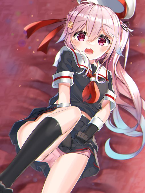 ぱんつ見せて春雨ちゃん! 