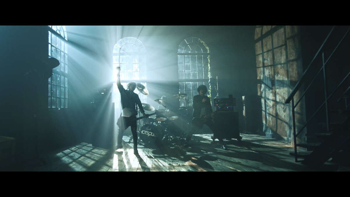 NEW【Musicvideo 監督&amp;撮影担当しました】

【January Rain - HOTSQUALL】
<a href="/xhotsquallx/">HOTSQUALL</a> 

Director&amp;Cinematographer / <a href="/toru_0119/">ToruAkamatsu(赤松享)</a> 

Production / TYO Inc.

熱量のあるMVになりました
支えてくれたスタッフのみなさん、ありがとう。

是非、Youtubeにて
youtu.be/S2ZFo6dLrEg

#HOTSQUALL
#ホスコ