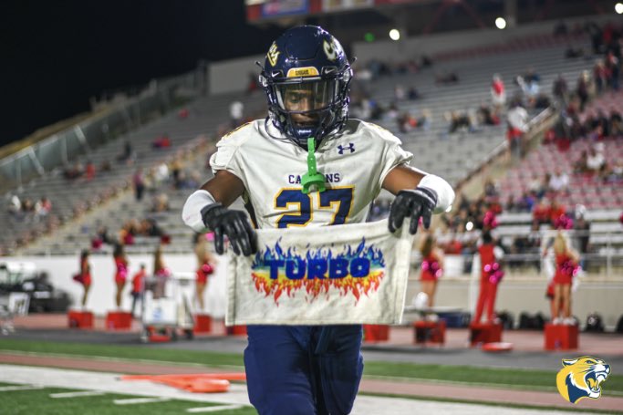 Freshman Season Highlights ! 🎬#27 #AllGod hudl.com/v/2GdRht <a href="/cocfb/">Cougars Football</a> <a href="/CoachJayWheeler/">James Wheeler</a>