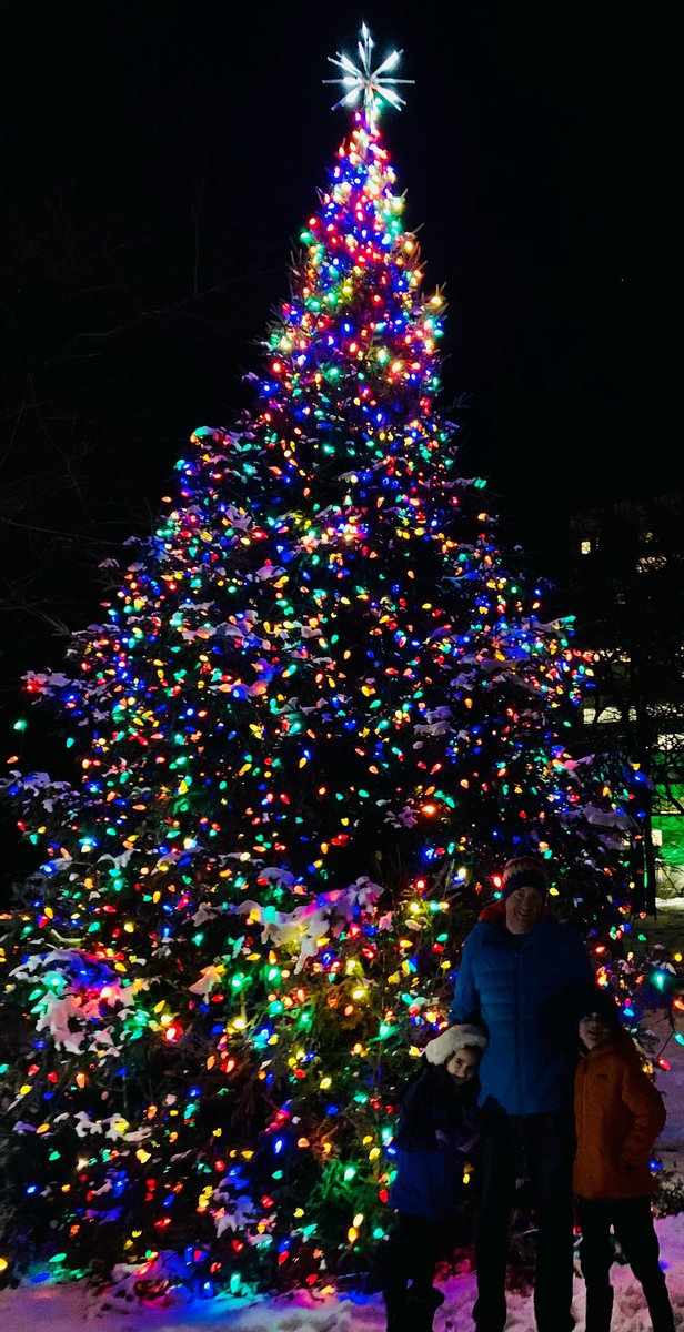 tradams1984's tweet photo. Annual visit to the Christmas tree. Kids loved visiting the tree and talked about all the fun events in the past. @irvingoil #irvingfun #irvingoil https://t.co/1fYAhD4m8C