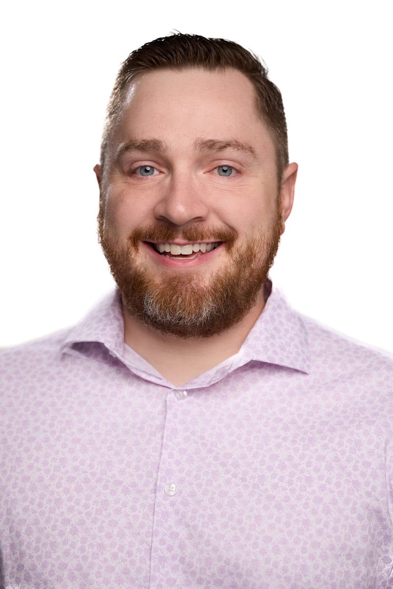 LifeCapture's tweet photo. Can make most any space work for #HeadShots 

Our first studio shoot with our new Canon #R5 and #85mm ƒ/1.2DS and WestCott fj80. https://t.co/1V9VehZJ7Q